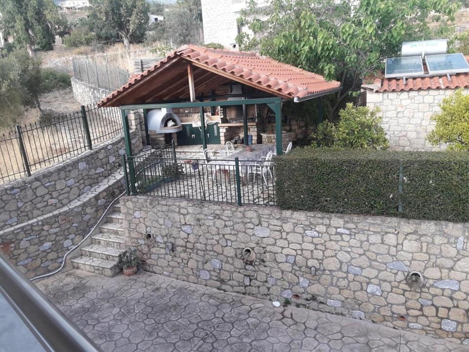 Kelly'S Villa In Stoupa Neokhorion  Exterior foto
